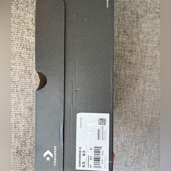 Brand New Converse Chuck Taylor Lugged 2.0 with tag on and box - Picture 6 of 11